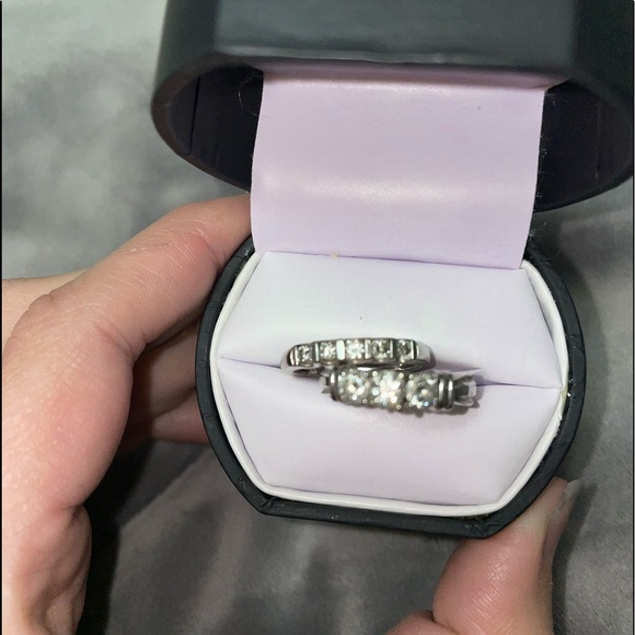 Wedding set 14/K/1 1/2 ctw - Picture 2 of 11